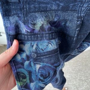 Women's Jean-Style Leggings (Not real jeans)